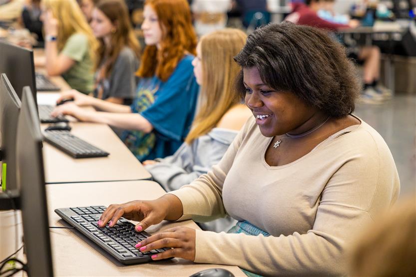 Eighth graders create apps
